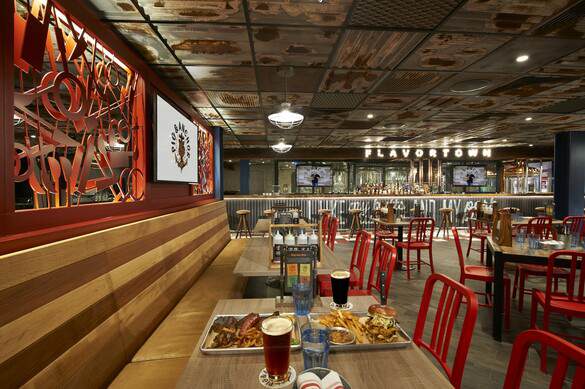 Carnival Mardi Gras & Celebrity - Pig & Anchor 1, Credit. Rick Diaz.jpg